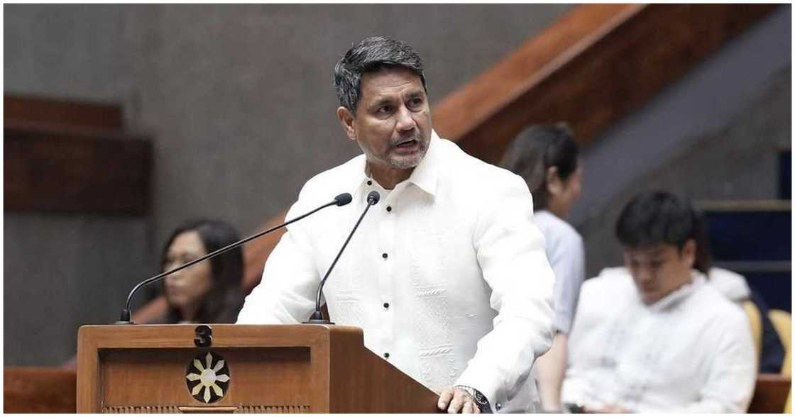 Richard Gomez, may mensahe sa mga writers sa gitna ng EDSA post issue Richard Gomez, may mensahe sa mga writers sa gitna ng EDSA post issue