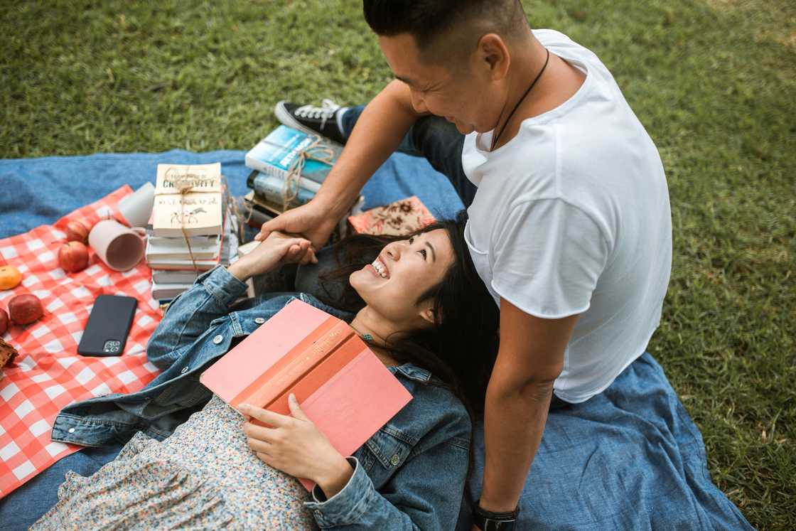 A couple having a picnic