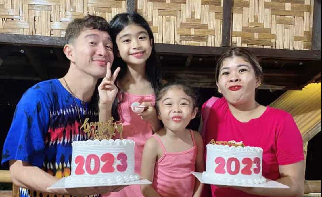 Melai Cantiveros, napabilib sa kanyang mga anak na nagtutulungang mag-aral Melai Cantiveros, napabilib sa kanyang mga anak na nagtutulungang mag-aral