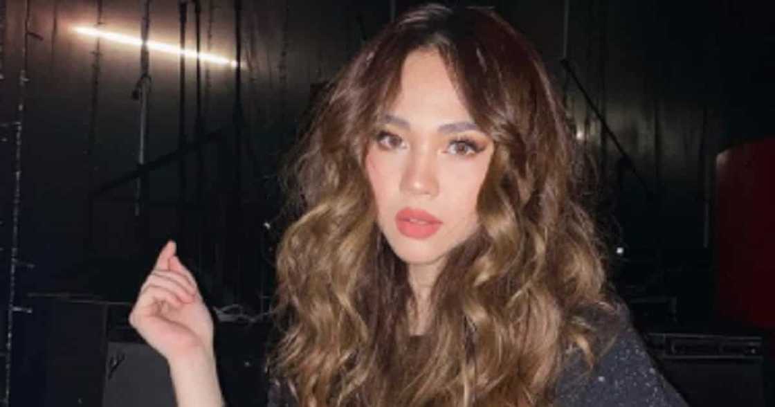 Janella Salvador, ipinakilala ang kanyang pangalawang pet snake Janella Salvador, ipinakilala ang kanyang pangalawang pet snake