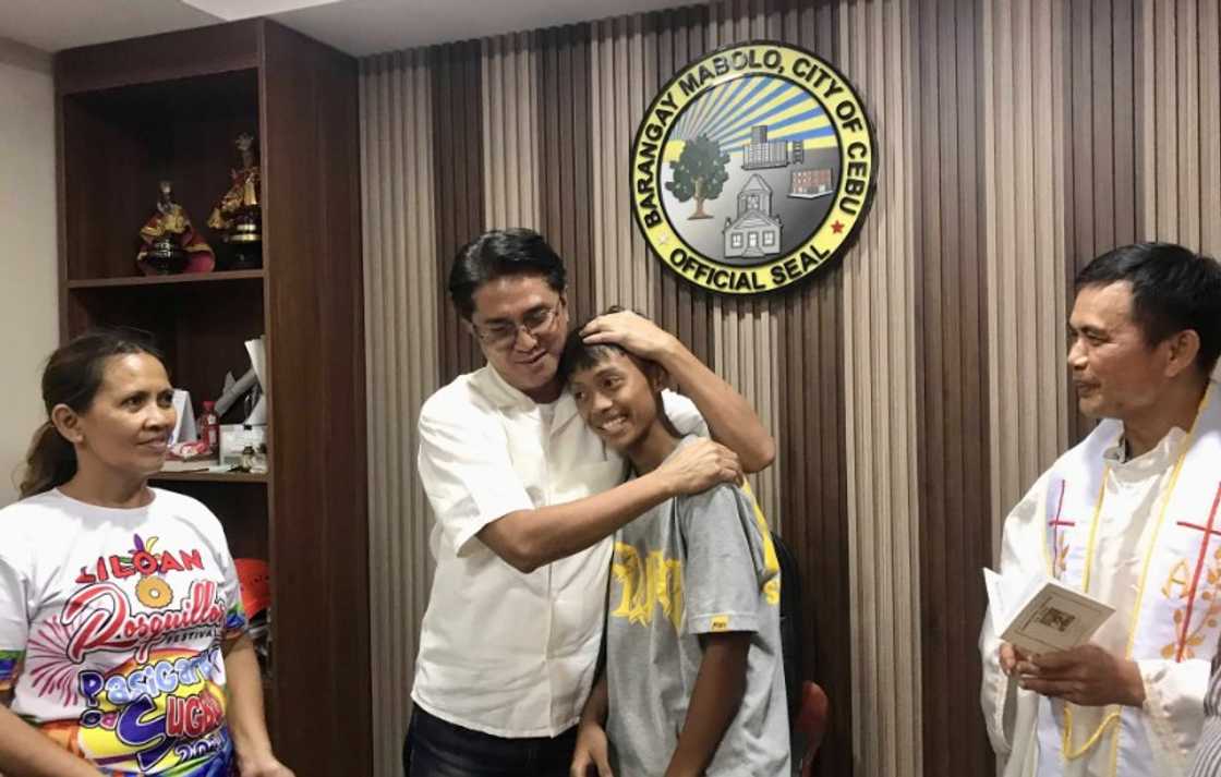 15-anyos na si Jayboy Magdadaro, nabigyan ng scholarship dahil sa kanyang kabayanihan