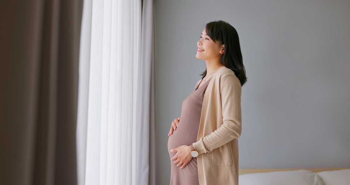 An expectant woman An expectant woman