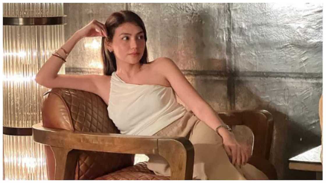 Trina, naikwento ipinadalang flowers sa kanya ni Carlo noon kahit hiwalay na sila Trina, naikwento ipinadalang flowers sa kanya ni Carlo noon kahit hiwalay na sila