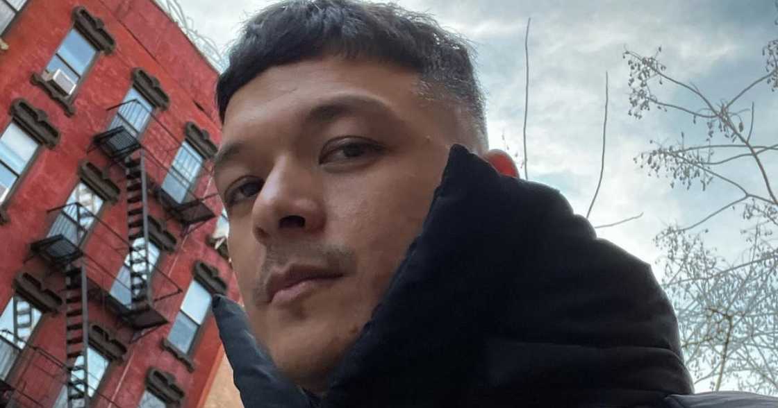 Jericho Rosales, kinaaliwan sa mga patama niya tungkol sa kinalat na basura sa tabing dagat Jericho Rosales, kinaaliwan sa mga patama niya tungkol sa kinalat na basura sa tabing dagat