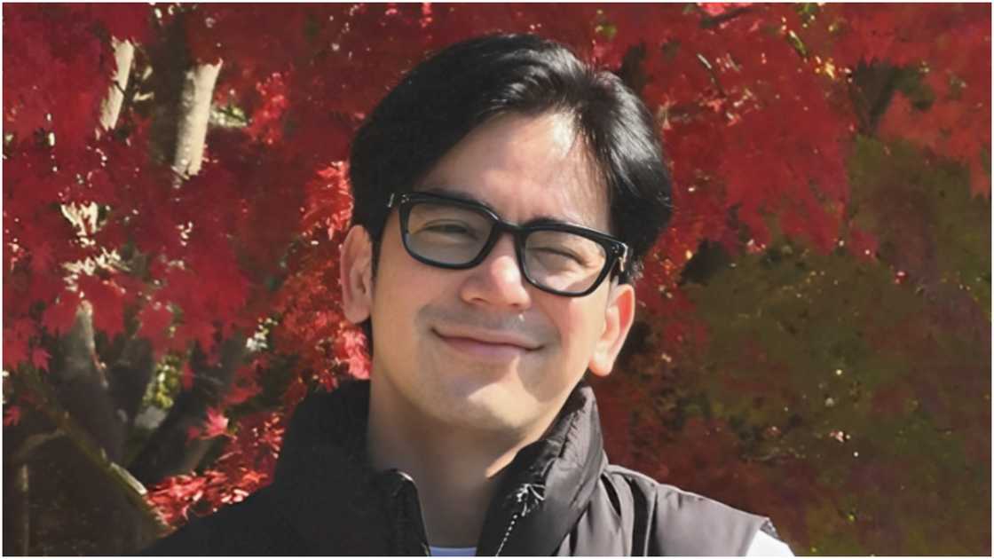 Joshua, 'di agad nakabitaw sa karakter; tuloy ang hagulhol kahit 'cut' na sabi ni direk Joshua, 'di agad nakabitaw sa karakter; tuloy ang hagulhol kahit 'cut' na sabi ni direk