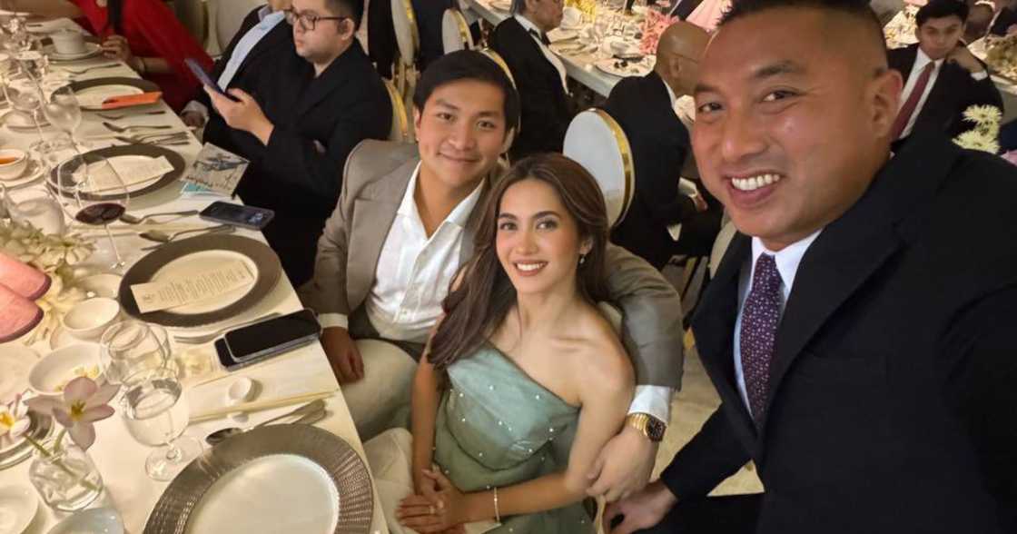 Atasha Muhlach at anak ni Ramon Ang na si Jacob, spotted sa isang wedding Atasha Muhlach at anak ni Ramon Ang na si Jacob, spotted sa isang wedding