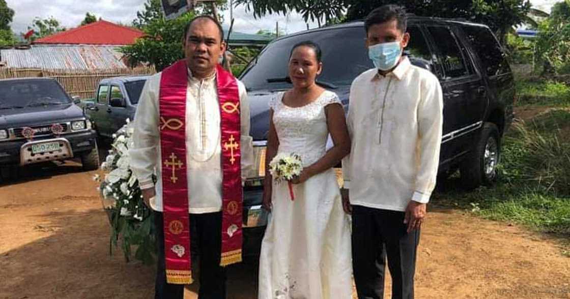 Bagong kasal, karo ng patay ang ginamit bilang bridal car; binigyang buhay ang katagang ‘til death do us part’ Bagong kasal, karo ng patay ang ginamit bilang bridal car; binigyang buhay ang katagang ‘til death do us part’