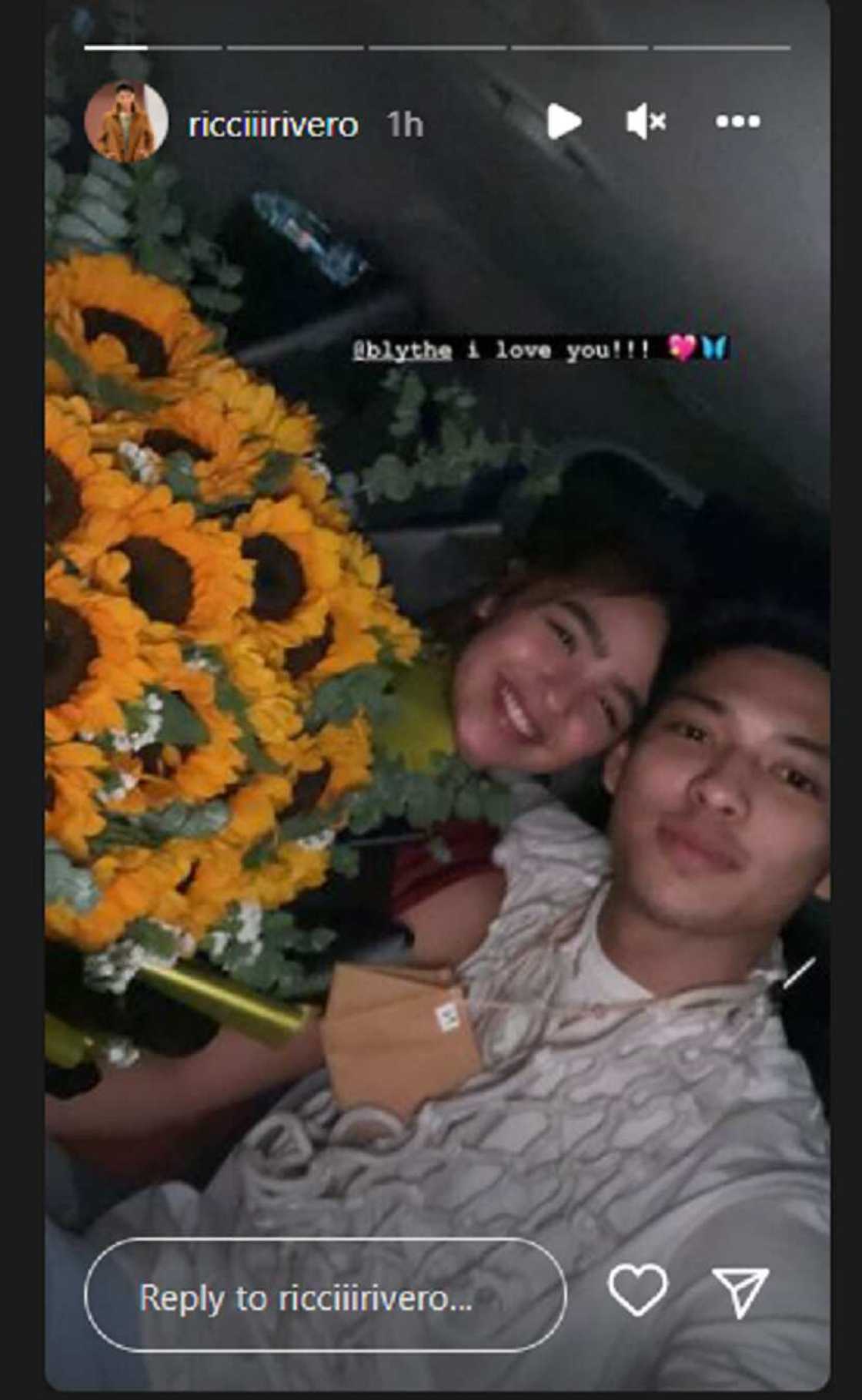 Ricci Rivero, ipinost ang nakakakilig na litrato nila ni Andrea Brillantes: "I love you" Ricci Rivero, ipinost ang nakakakilig na litrato nila ni Andrea Brillantes: "I love you"