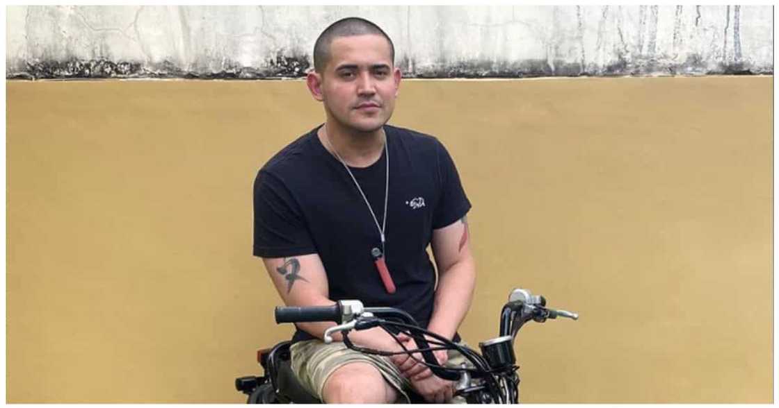 Paolo Contis, inunahan na ang bashers sa post niya tungkol sa baon niyang adobo Paolo Contis, inunahan na ang bashers sa post niya tungkol sa baon niyang adobo