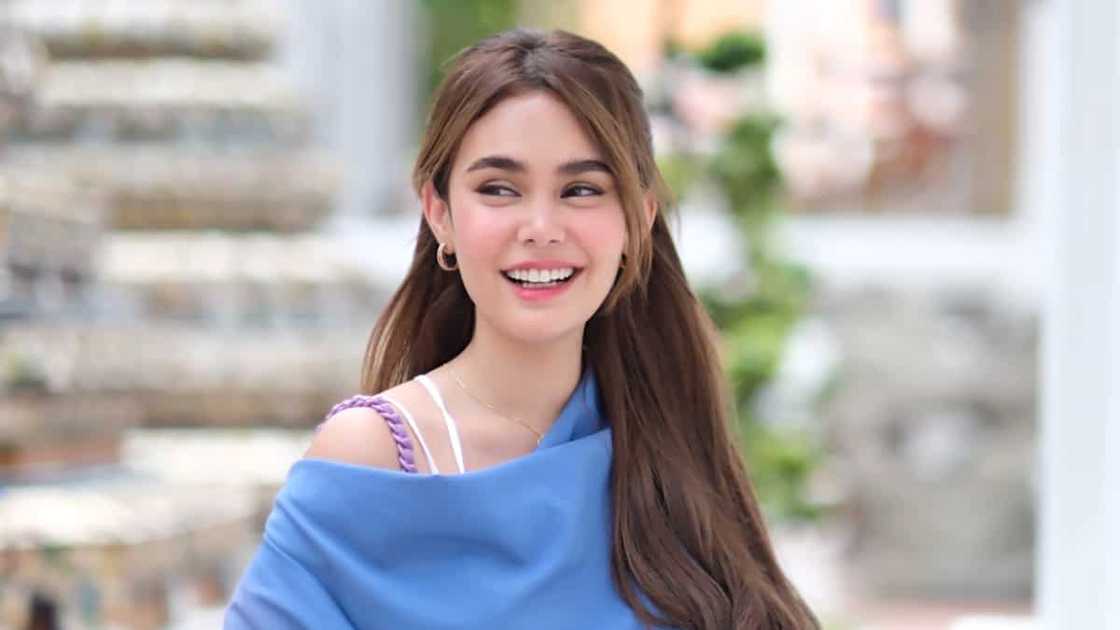Ivana Alawi, kinagiliwan sa bagong video kasama sina Mona at Dr. Vicki Belo Ivana Alawi, kinagiliwan sa bagong video kasama sina Mona at Dr. Vicki Belo
