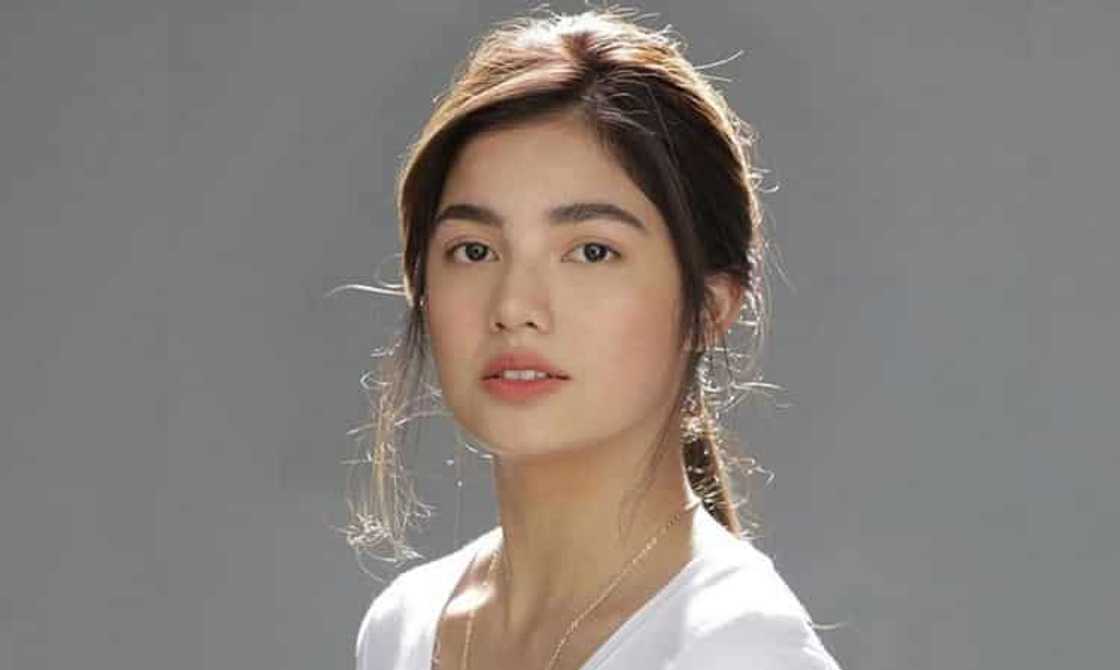 Jane de Leon, emosyonal na naglabas ng saloobin matapos ang paglabas mula sa PBB house Jane de Leon, emosyonal na naglabas ng saloobin matapos ang paglabas mula sa PBB house