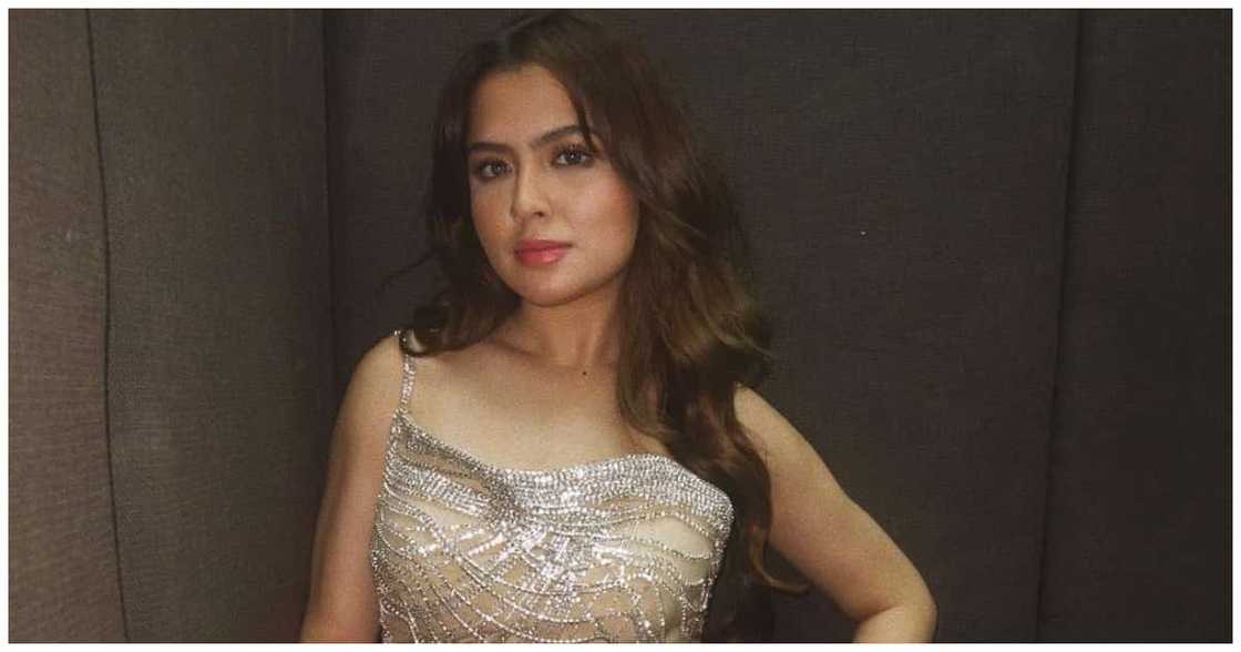Alexa Ilacad/@alexailacad Alexa Ilacad/@alexailacad