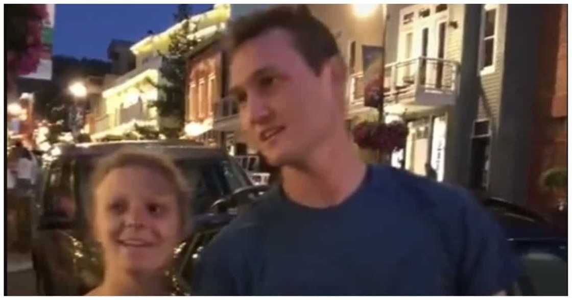 Video ng foreigner couple na matatas mag-Tagalog, kinagiliwan ng mga netizens Video ng foreigner couple na matatas mag-Tagalog, kinagiliwan ng mga netizens