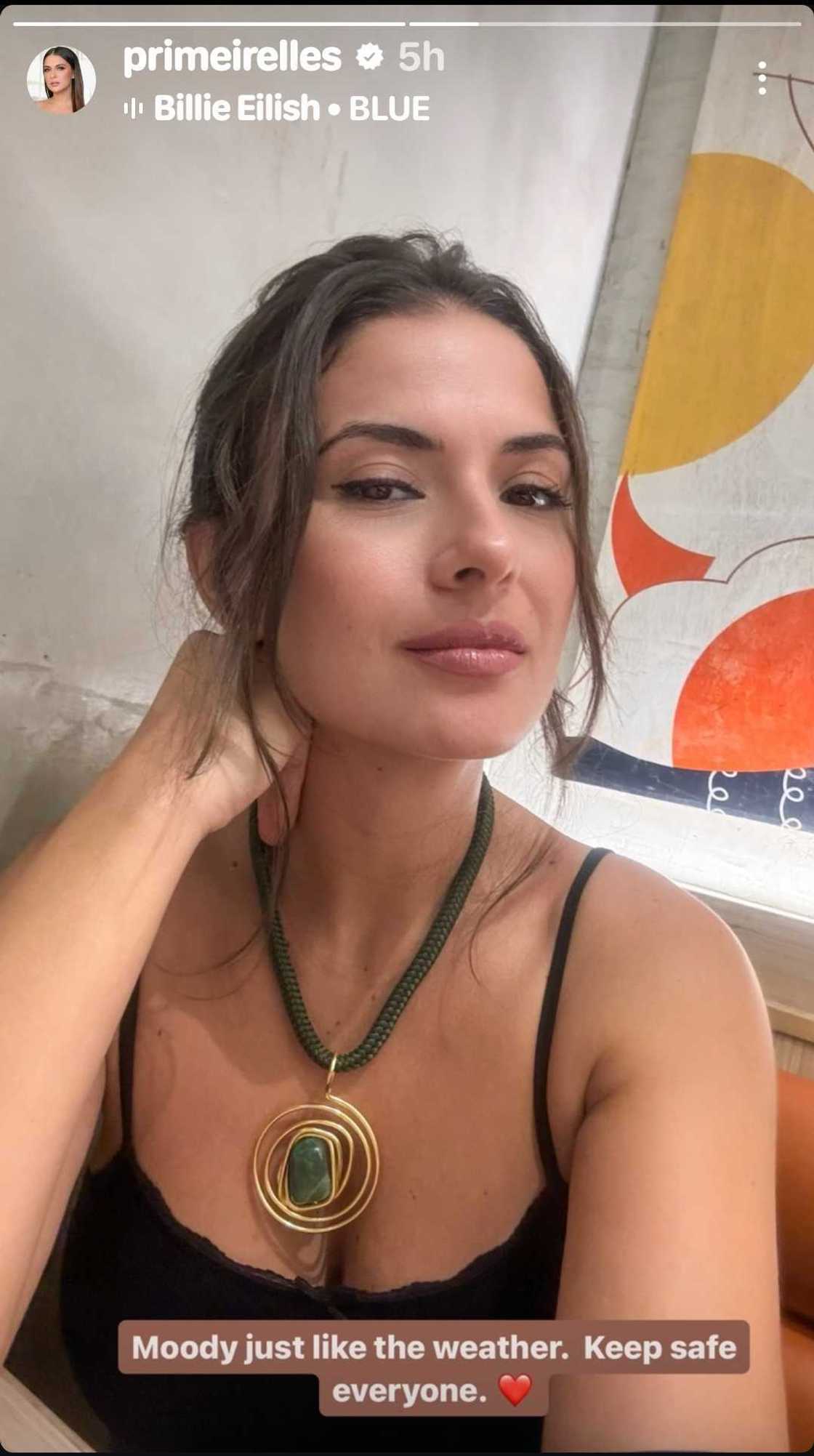 Priscilla Meirelles posts lovely selfie; pens caption about being moody