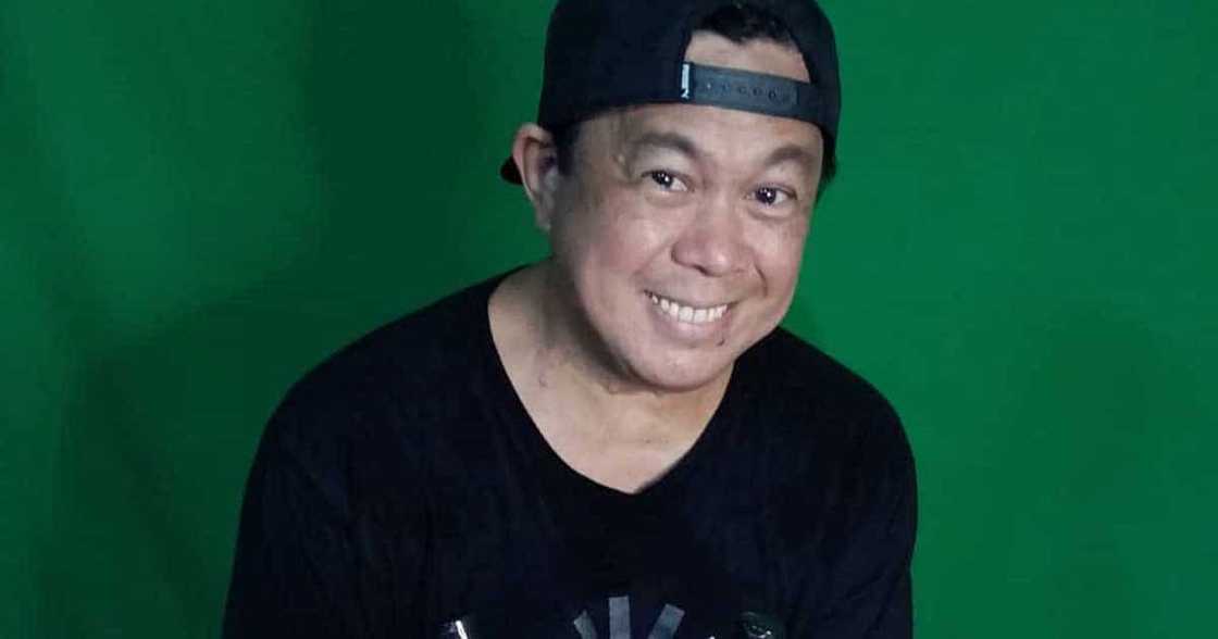 Netizens, pinahanga ni Dennis Padilla sa kanyang pagpapakumbaba sa interview ng anak na si Julia Barretto Netizens, pinahanga ni Dennis Padilla sa kanyang pagpapakumbaba sa interview ng anak na si Julia Barretto