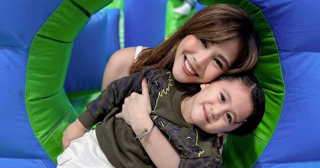 Janella Salvador, ipinasilip ang celebration nila ng birthday ni Jude Janella Salvador, ipinasilip ang celebration nila ng birthday ni Jude