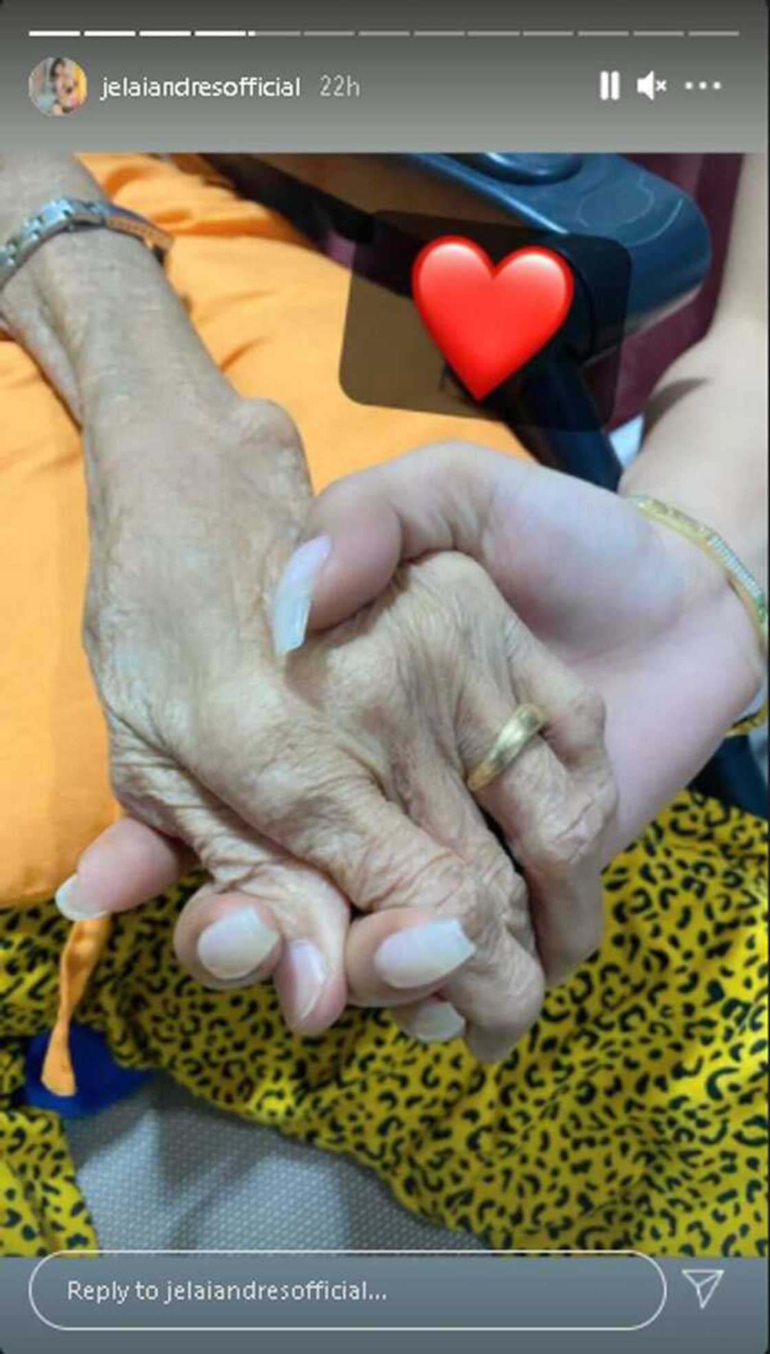Jelai Andres, nagpasalamat sa lahat ng nakiramay sa pagpanaw ng mahal niyang lola Jelai Andres, nagpasalamat sa lahat ng nakiramay sa pagpanaw ng mahal niyang lola