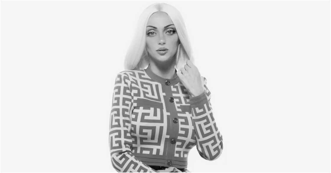 Bárbara Jankavski/@bonecadesumana on Instagram Bárbara Jankavski/@bonecadesumana on Instagram