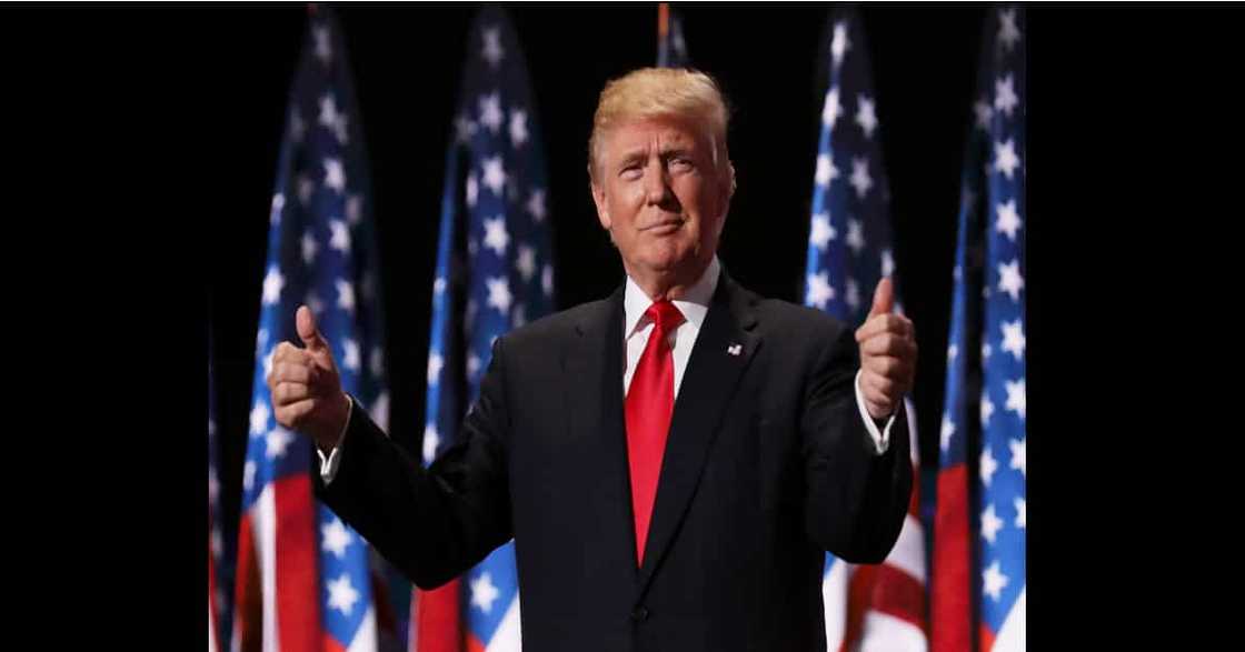 U.S. Pres. Donald Trump pansamantalang naka-ban sa Facebook, Instagram U.S. Pres. Donald Trump pansamantalang naka-ban sa Facebook, Instagram