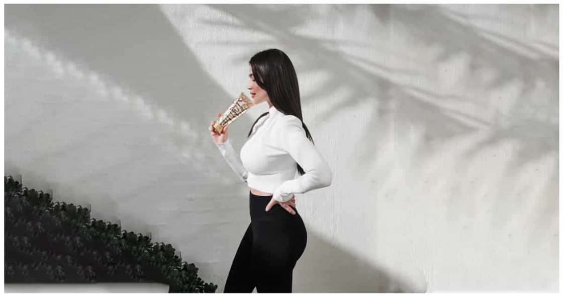 Anne Curtis flaunts post-partum body, gains praises from netizens Anne Curtis flaunts post-partum body, gains praises from netizens