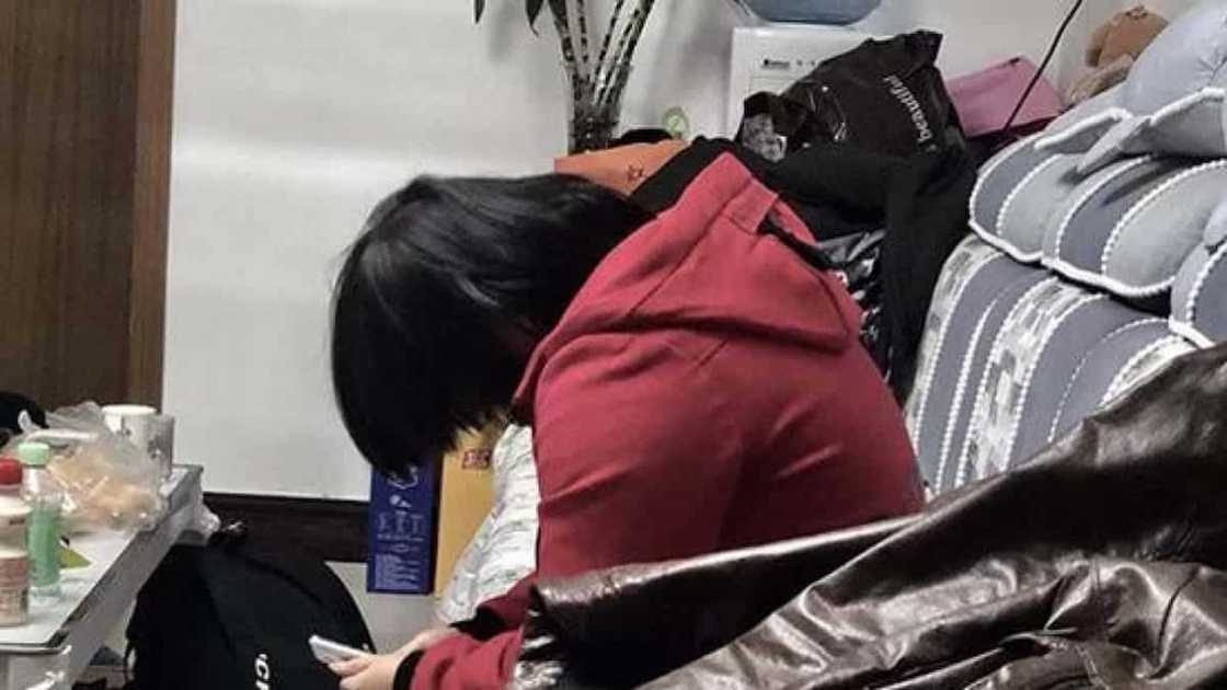 Dalaga, binihag at ginahasa sa loob ng 6 taon, nabuntis ng lalaki at anak nito Dalaga, binihag at ginahasa sa loob ng 6 taon, nabuntis ng lalaki at anak nito