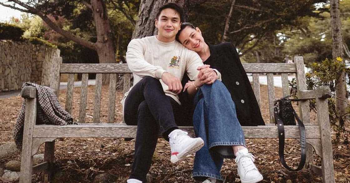 Dominic Roque, mukhang sanggol ani Bea Alonzo: “Akala ko 7 or 8 years older ako than him” Dominic Roque, mukhang sanggol ani Bea Alonzo: “Akala ko 7 or 8 years older ako than him”