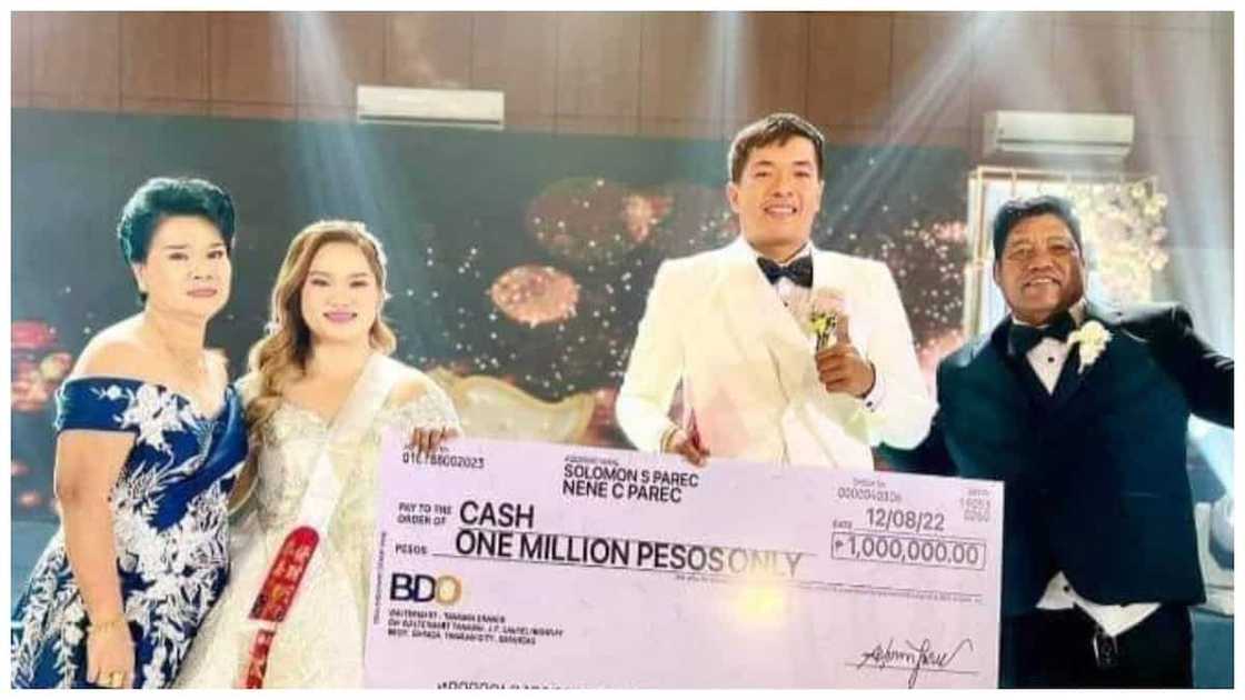 Bagong kasal sa Batangas, instant milyonaryo sa PHP1.8 million cash gift ng mga bisita Bagong kasal sa Batangas, instant milyonaryo sa PHP1.8 million cash gift ng mga bisita