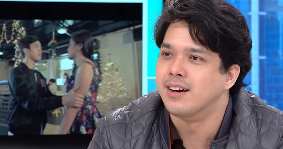 Elmo Magalona, nilinaw ang mga haka-haka tungkol sa kanila ni Julie Anne San Jose (Screenshot from Fast Talk With Boy Abunda via GMA Network) Elmo Magalona, nilinaw ang mga haka-haka tungkol sa kanila ni Julie Anne San Jose (Screenshot from Fast Talk With Boy Abunda via GMA Network)
