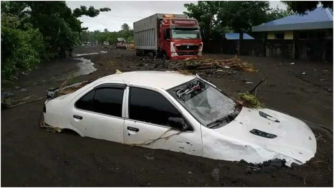 Albay, hindi lang binaha; nakaranas din umano ng lahar flow Albay, hindi lang binaha; nakaranas din umano ng lahar flow