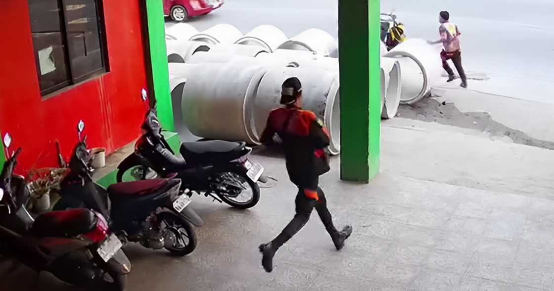 Mabilis na aksyon ng fire volunteers, naging daan para maiwasan ang posibleng malagim na pangyayari Mabilis na aksyon ng fire volunteers, naging daan para maiwasan ang posibleng malagim na pangyayari