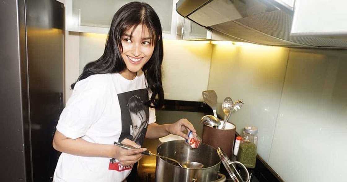 Liza Soberano, sinupalpal ang isang netizen nang sabihin nitong engaged na ang aktres Liza Soberano, sinupalpal ang isang netizen nang sabihin nitong engaged na ang aktres