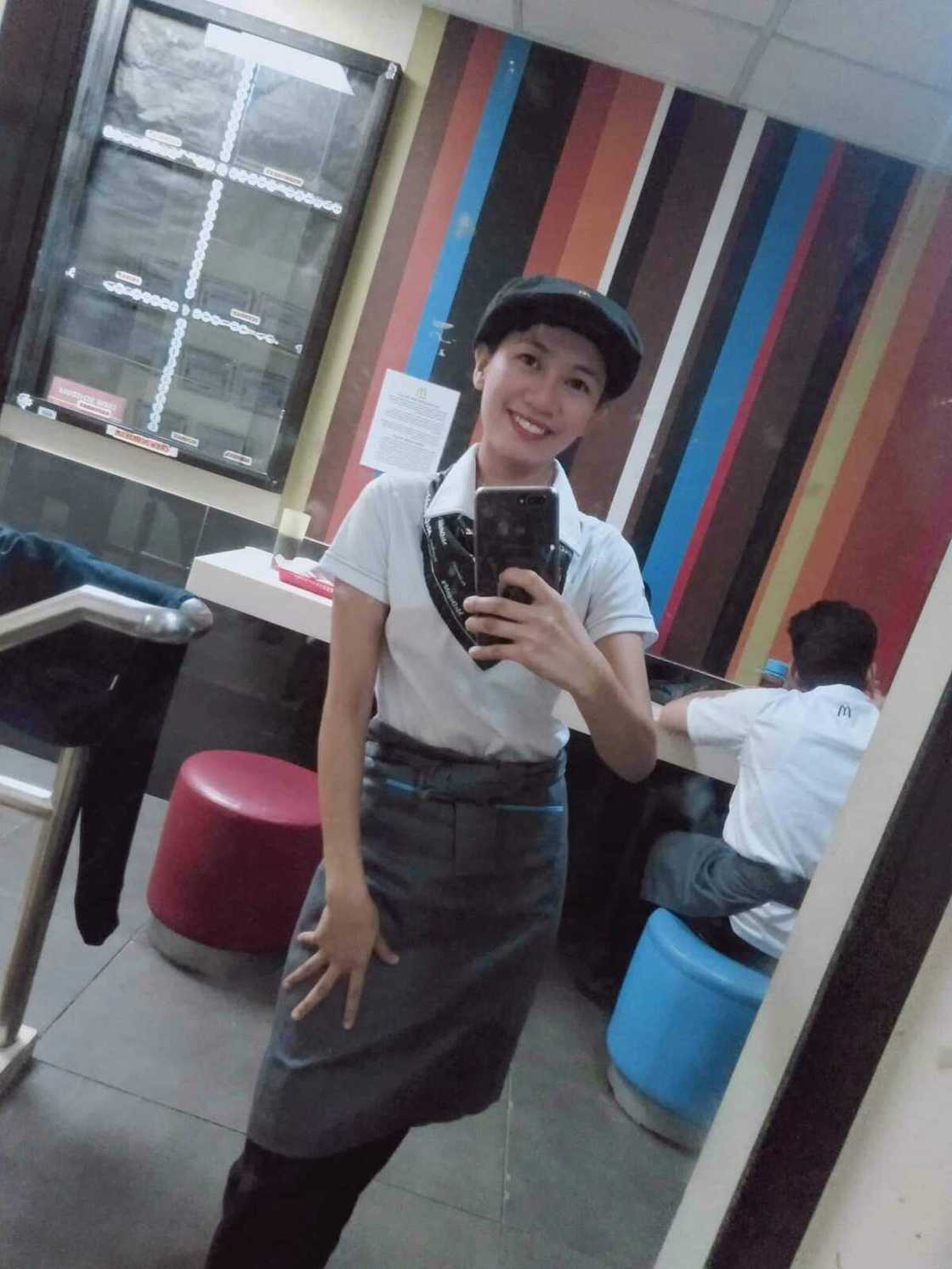 20 anyos na dalaga, ibinahagi kung gaano katindi ang kahirap mawalan ng ina sa murang edad 20 anyos na dalaga, ibinahagi kung gaano katindi ang kahirap mawalan ng ina sa murang edad