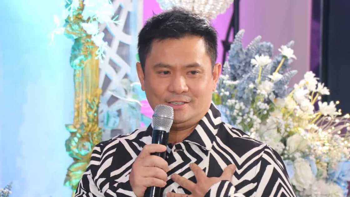 Ogie Alcasid, nag-rebook ng flight para makadalo ng contract signing ng It's Showtime sa GTV