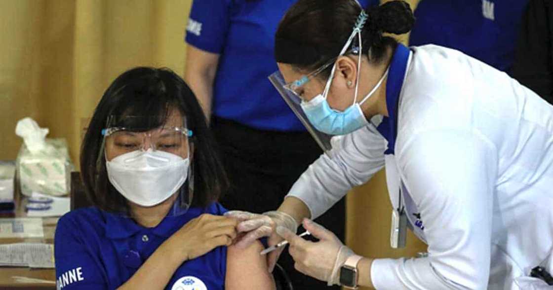 PGH nurse holds distinction of being the first to administer COVID-19 vaccine in the Philippines PGH nurse holds distinction of being the first to administer COVID-19 vaccine in the Philippines