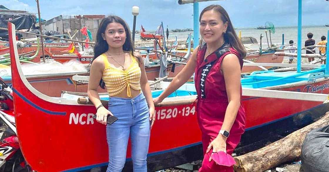 Karen Davila, kanyang meme na ginawang kanta ng isang musikerong nagngangalang Sean Al, nag-viral Karen Davila, kanyang meme na ginawang kanta ng isang musikerong nagngangalang Sean Al, nag-viral