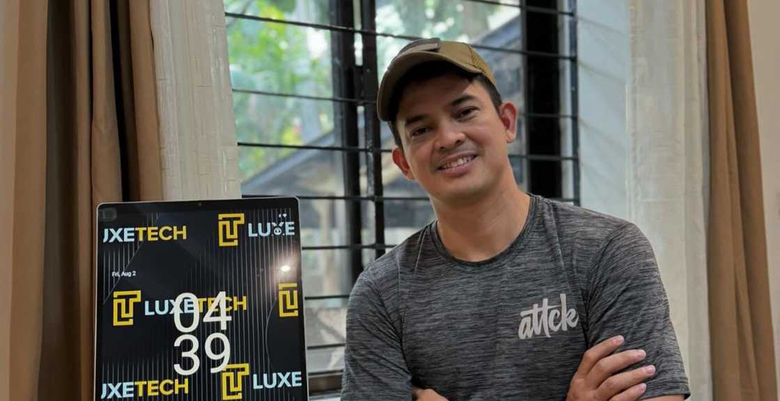 Jason Abalos, nagbiro sa Comelec tungkol sa kanyang “throwback” na voter ID picture Jason Abalos, nagbiro sa Comelec tungkol sa kanyang “throwback” na voter ID picture