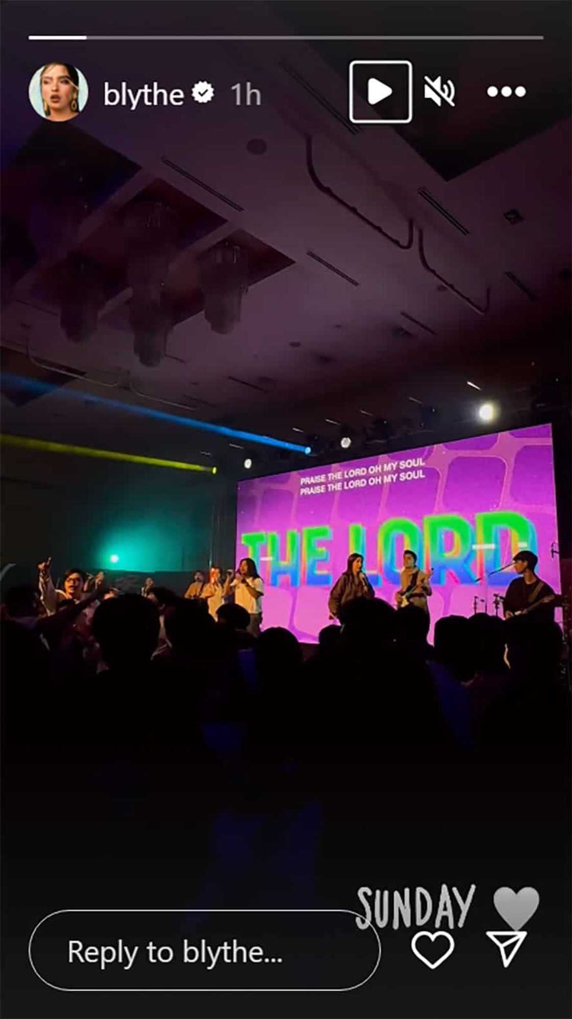 Andrea Brillantes, nag-post ng vid ng praise and worship sa gitna ng mga kontrobersiyang kinakaharap Andrea Brillantes, nag-post ng vid ng praise and worship sa gitna ng mga kontrobersiyang kinakaharap