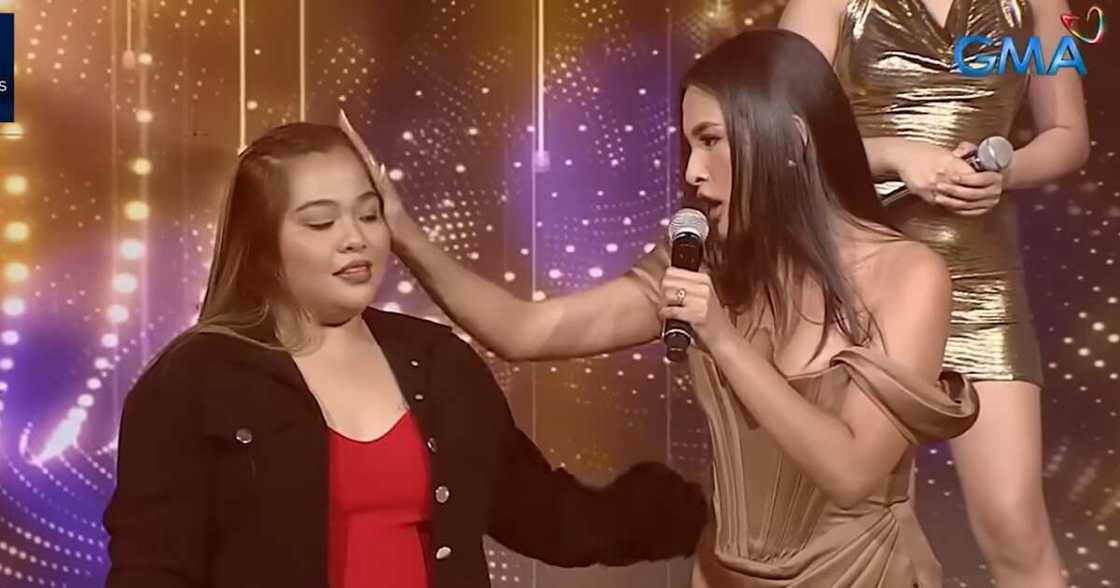 Sheena Lee Palad, nag-apologize matapos ang viral na pagtulak, paghampas niya sa ulo ng kapwa singer Sheena Lee Palad, nag-apologize matapos ang viral na pagtulak, paghampas niya sa ulo ng kapwa singer