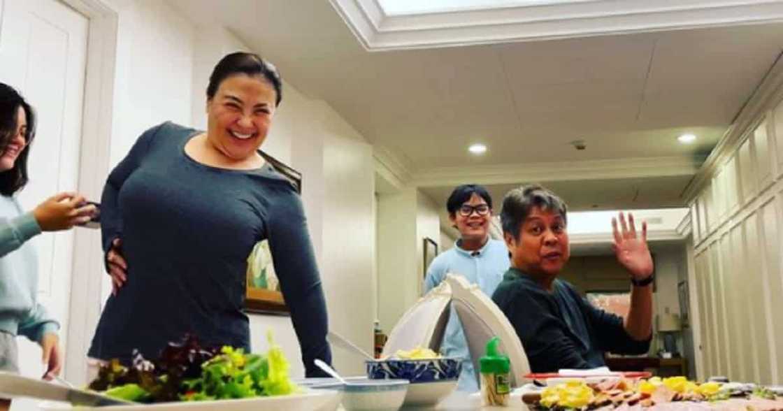 Sharon Cuneta & Kiko play hilarious game with their kids on Valentine’s Day Sharon Cuneta & Kiko play hilarious game with their kids on Valentine’s Day