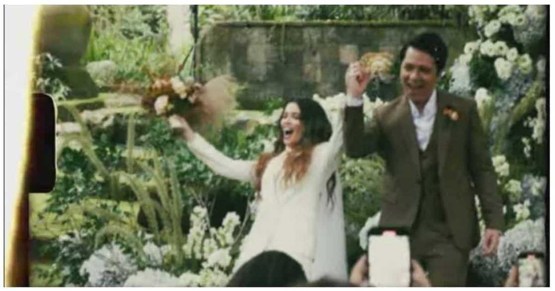 KZ Tandingan at TJ Monterde, kinumpirmang kasal na sila sa pamamagitan ng isang music video KZ Tandingan at TJ Monterde, kinumpirmang kasal na sila sa pamamagitan ng isang music video