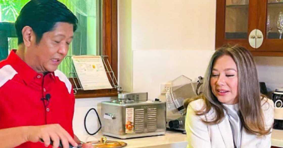 Bongbong Marcos, nagluto ng pinakbet at bagnet kasama si Korina Sanchez Bongbong Marcos, nagluto ng pinakbet at bagnet kasama si Korina Sanchez