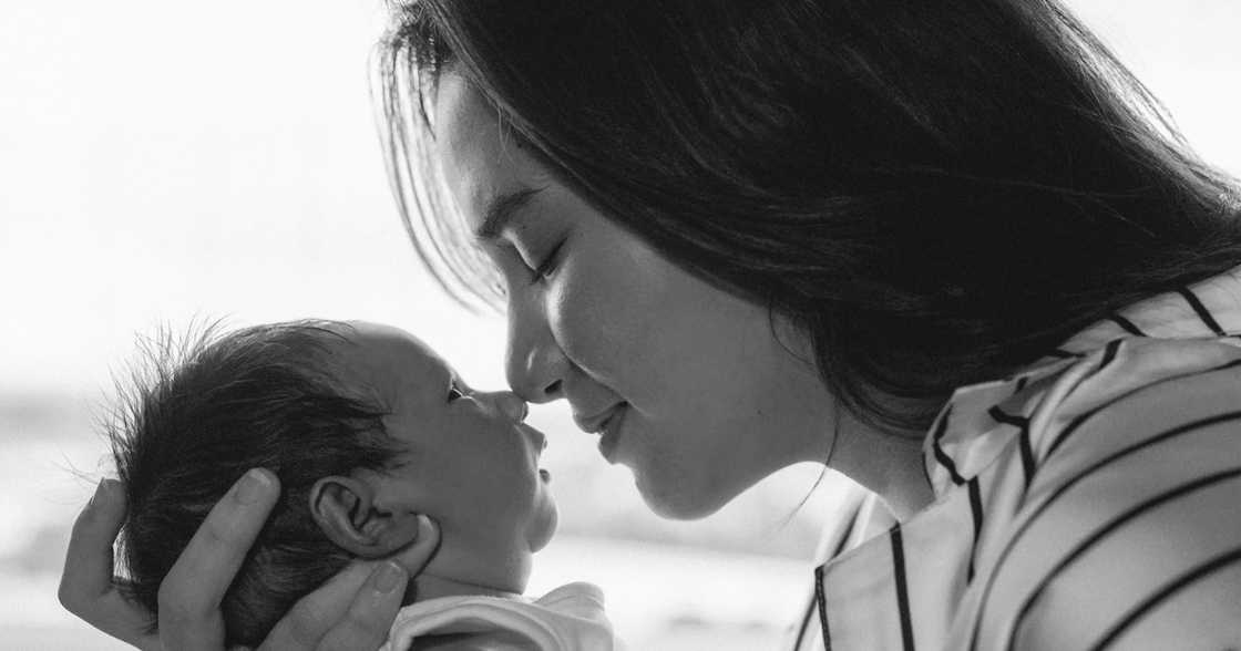 Rere Madrid poses with her baby for precious photos Rere Madrid poses with her baby for precious photos