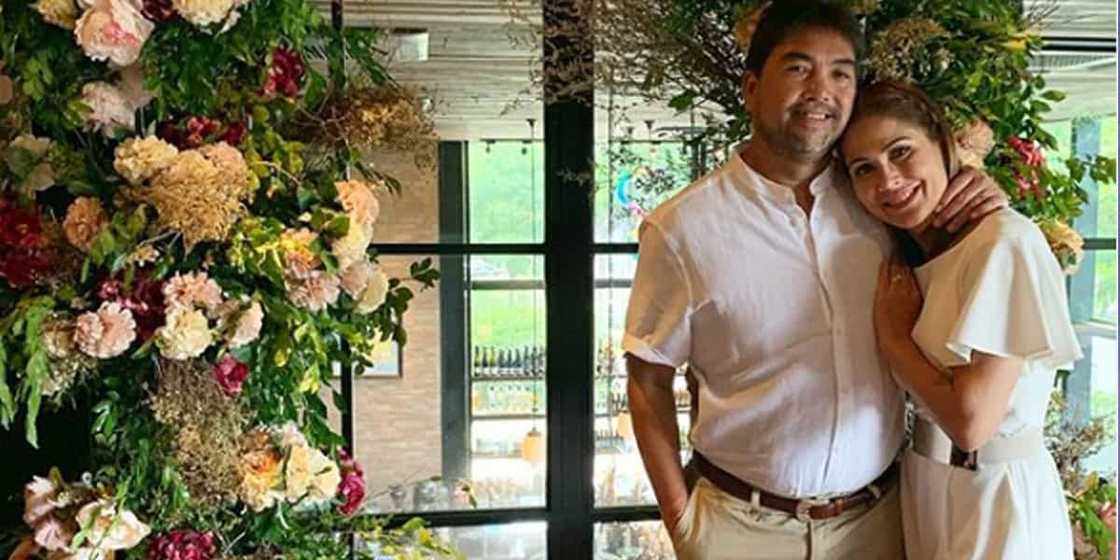 Natagpuan ang forever! Maritoni Fernandez finally gets married at 51 Natagpuan ang forever! Maritoni Fernandez finally gets married at 51