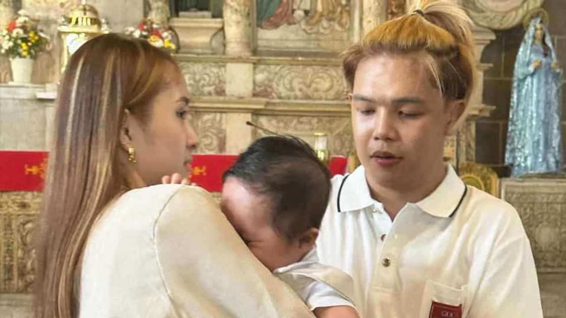 Xander Arizala, pinababayaran kay Merck ang pinangako nito sa kanya Xander Arizala, pinababayaran kay Merck ang pinangako nito sa kanya