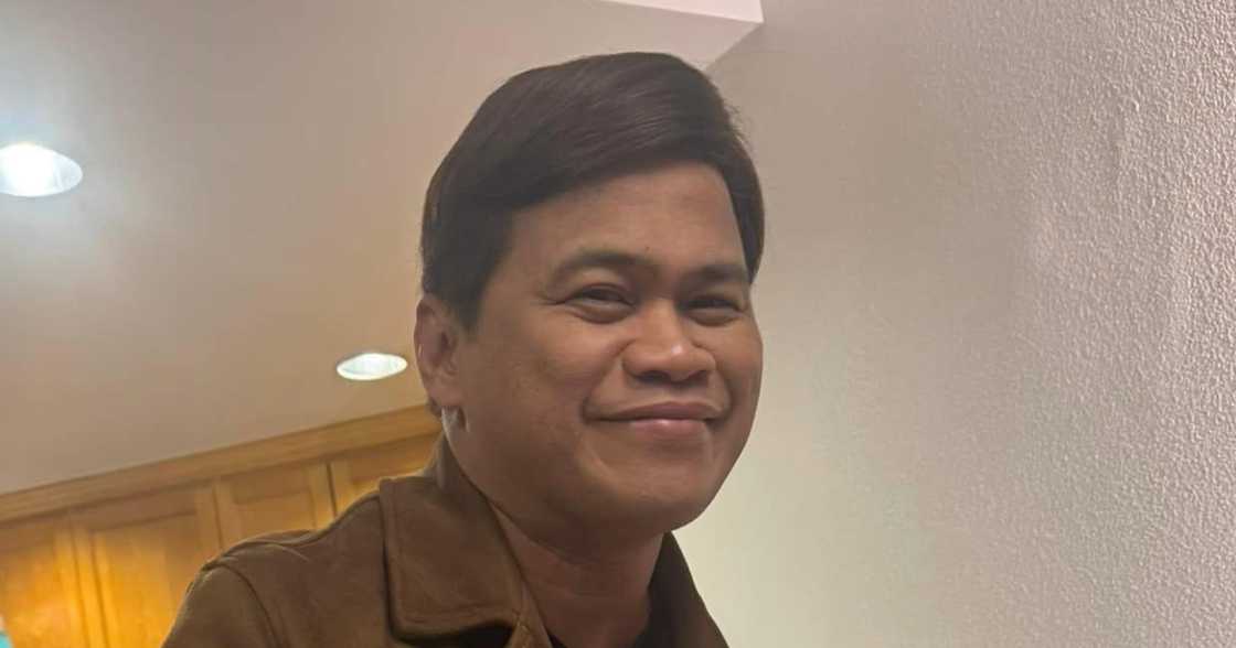 Ogie Diaz, nagpasabog ng deklarasyon na pwede na raw siyang tumakbong senador Ogie Diaz, nagpasabog ng deklarasyon na pwede na raw siyang tumakbong senador