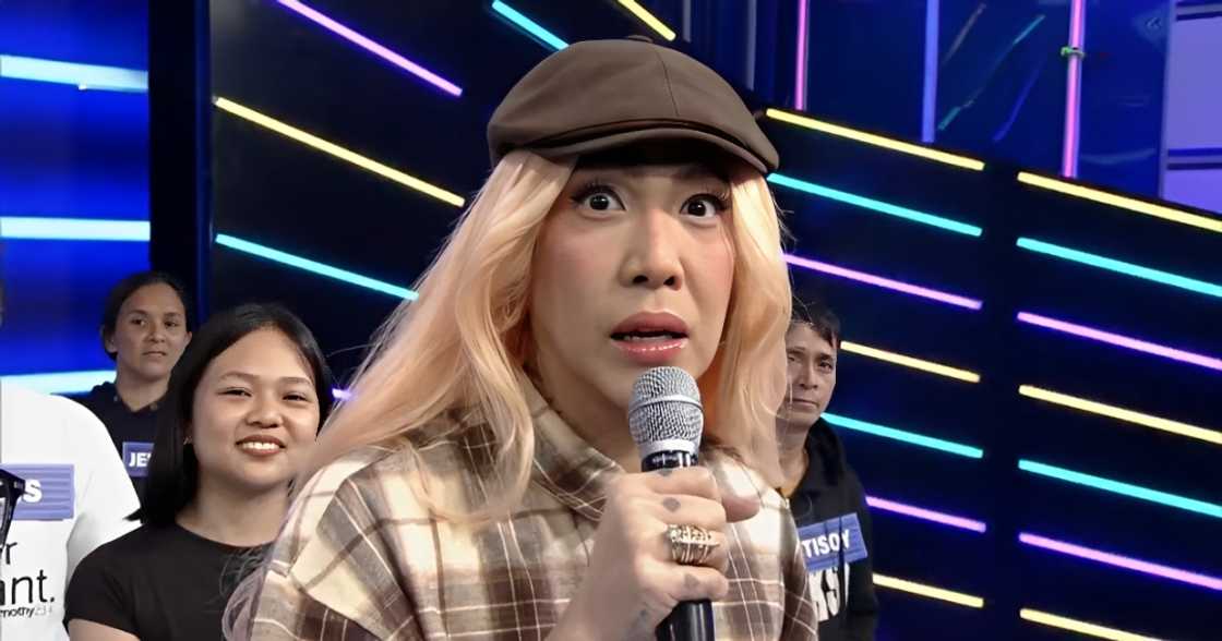 Vice Ganda ibinahagi ang sakit ng pagtaksil ng matagal na kaibigan Vice Ganda ibinahagi ang sakit ng pagtaksil ng matagal na kaibigan