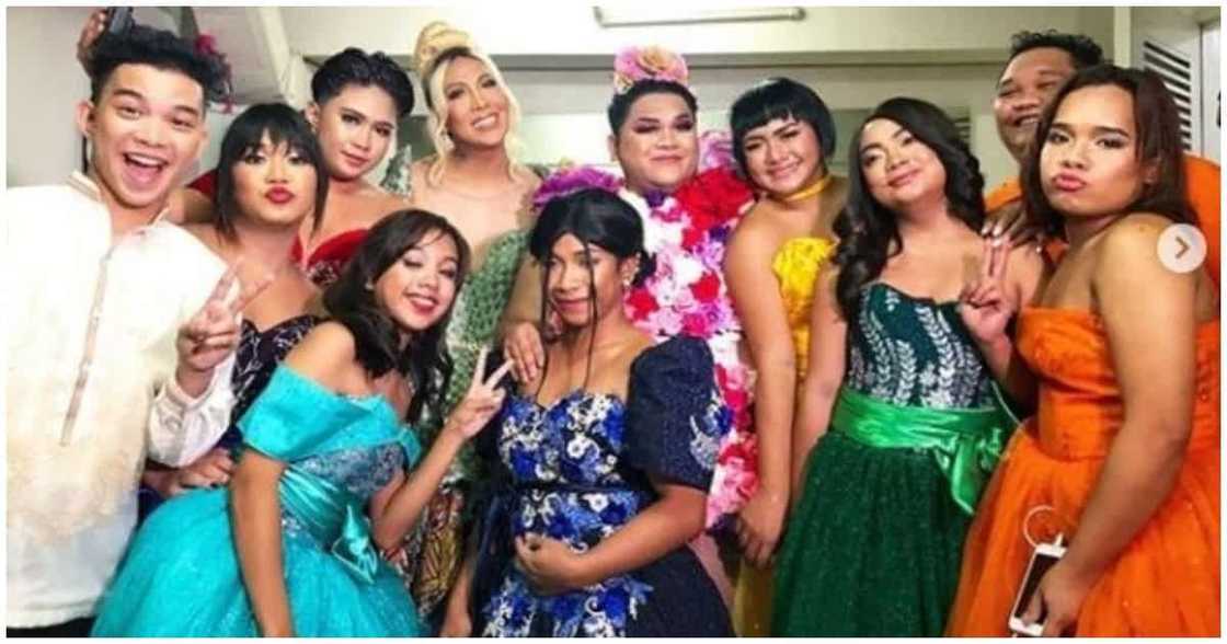 Friends ni Lloyd Cadena, may nakakaiyak na tribute sa yumaong vlogger Friends ni Lloyd Cadena, may nakakaiyak na tribute sa yumaong vlogger