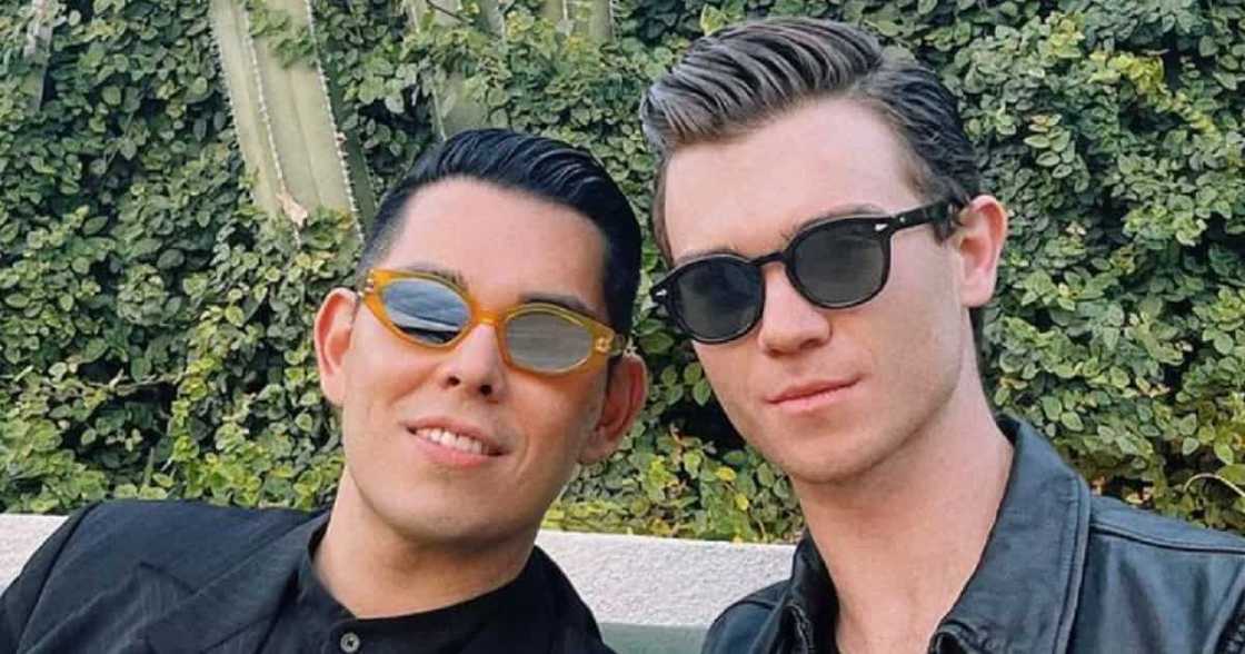 Raymond Gutierrez’s pic with boyfriend / @mond Raymond Gutierrez’s pic with boyfriend / @mond