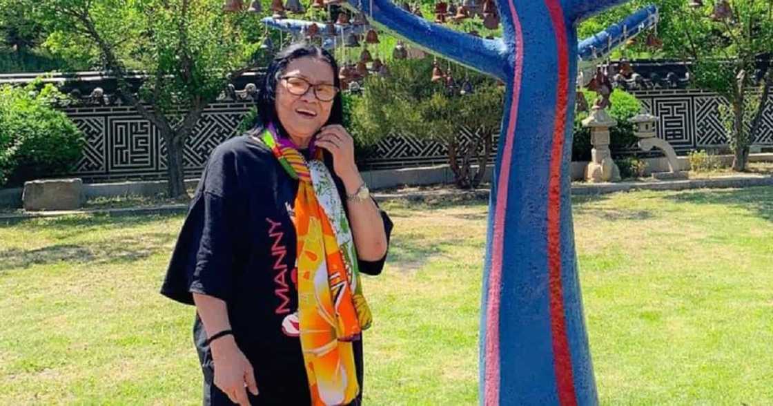 Lolit Solis (@akosilolitsolis) Lolit Solis (@akosilolitsolis)