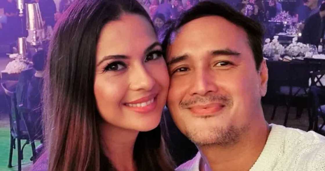 Priscilla Meirelles and John Estrada (@primeirelles) Priscilla Meirelles and John Estrada (@primeirelles)